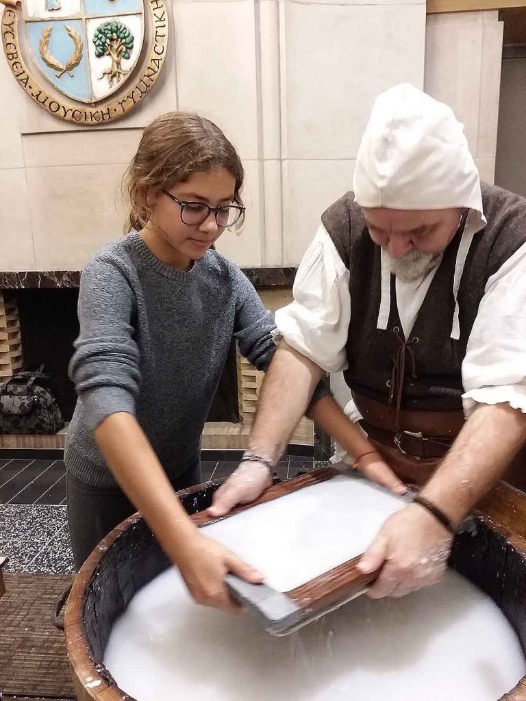 Paper-making workshop with masters from Fabriano Italy